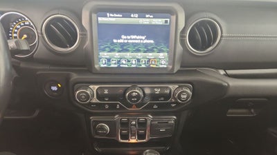 2022 Jeep Gladiator Overland