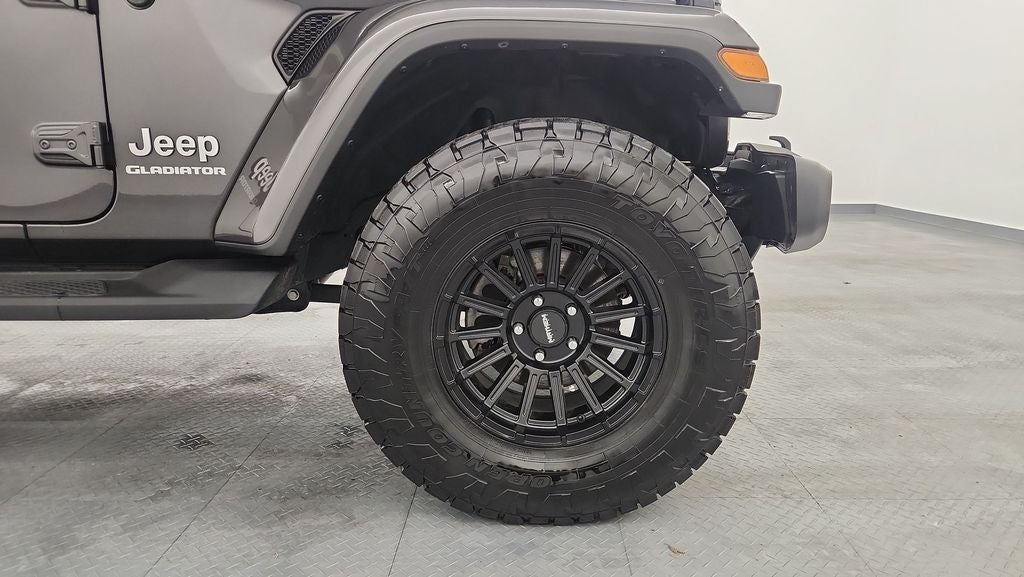 2022 Jeep Gladiator Overland