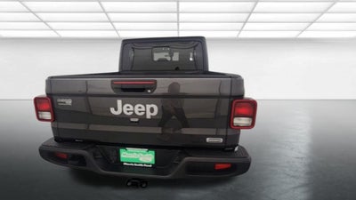 2022 Jeep Gladiator Overland