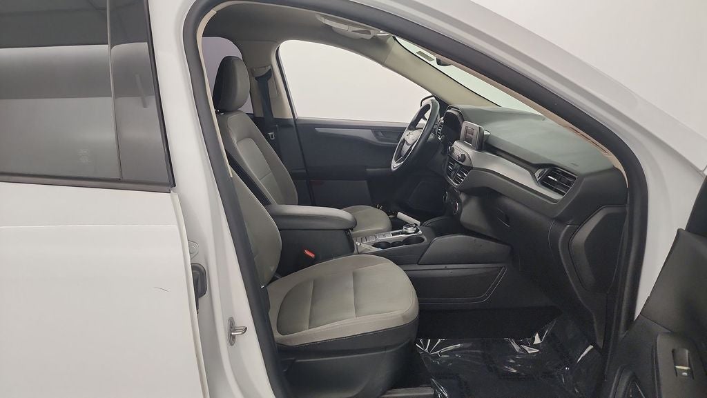 2020 Ford Escape S