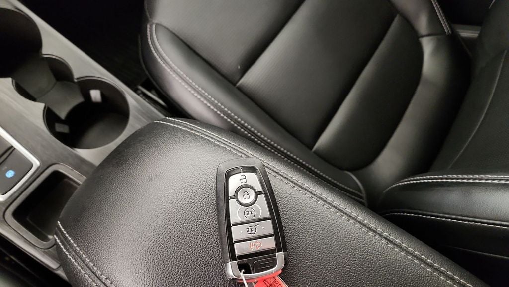 2025 Ford Escape Hybrid Platinum