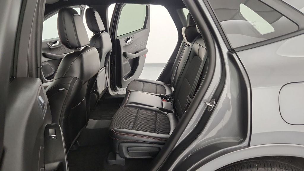 2024 Ford Escape ST-Line Select