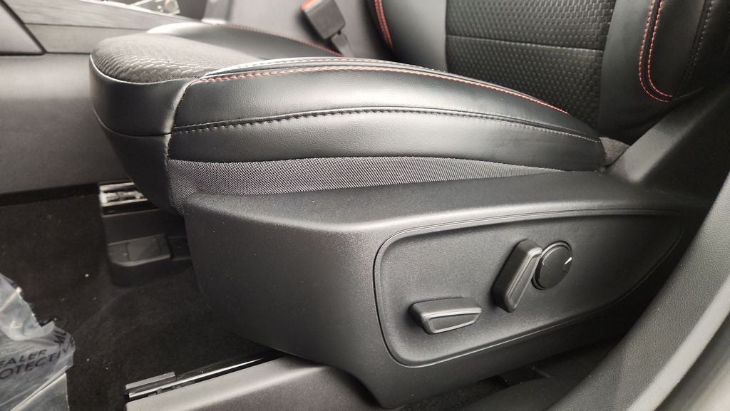 2024 Ford Escape Hybrid ST-Line Select