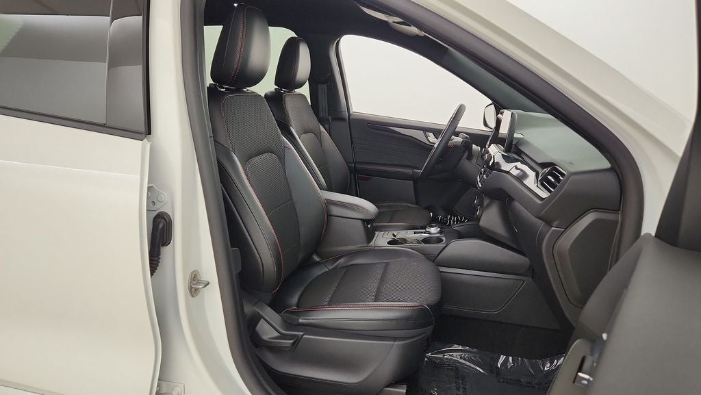 2024 Ford Escape Hybrid ST-Line Select