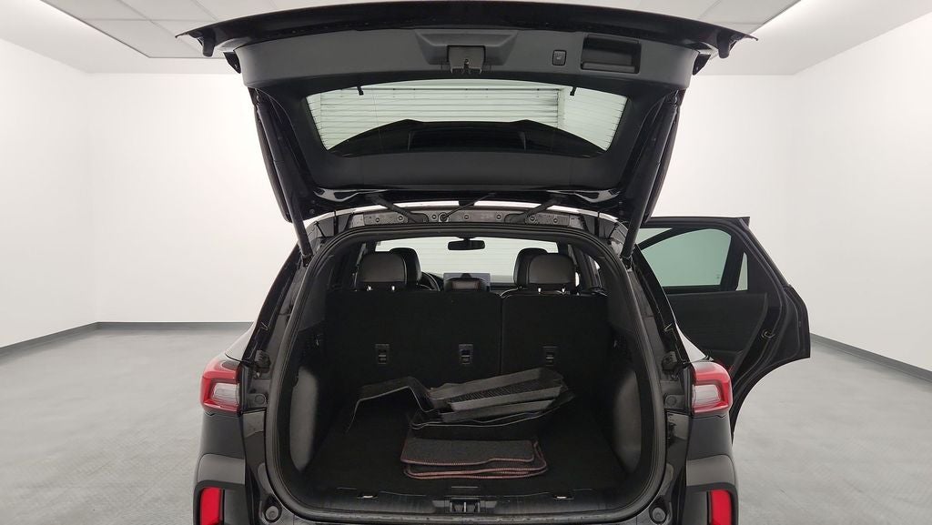 2023 Ford Escape ST-Line Elite