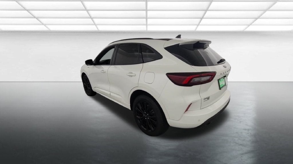 2023 Ford Escape ST-Line Elite
