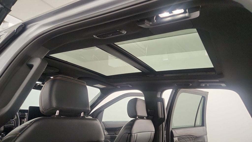 2023 Ford Expedition Max Platinum