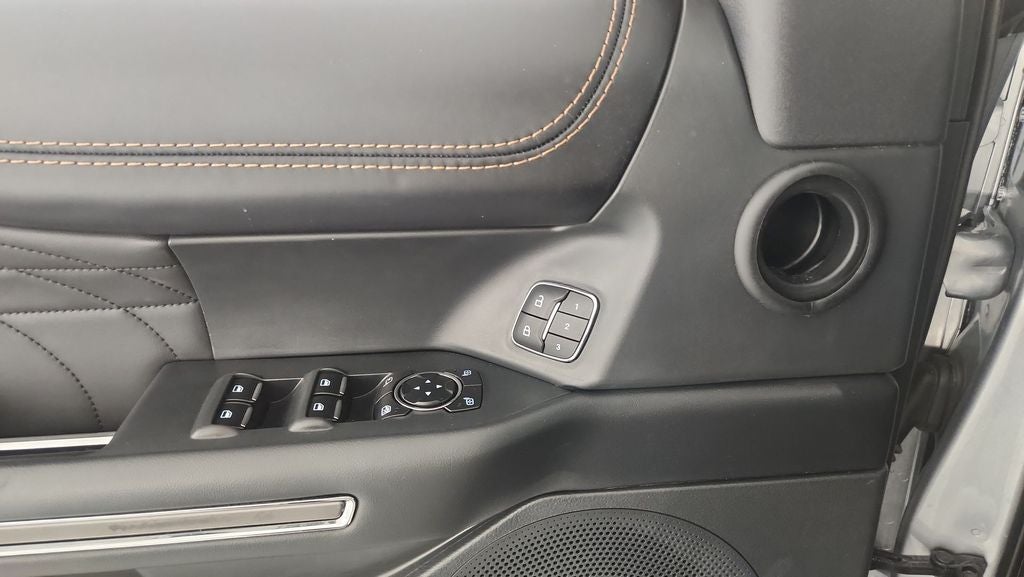 2023 Ford Expedition Max Platinum