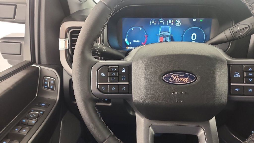 2027 Ford F-350SD Lariat