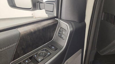 2027 Ford F-350SD Lariat