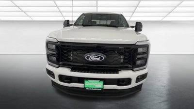 2027 Ford F-350SD Lariat