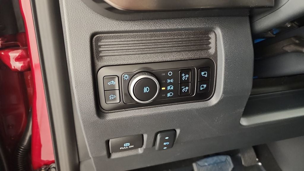 2026 Ford F-350SD Lariat DRW