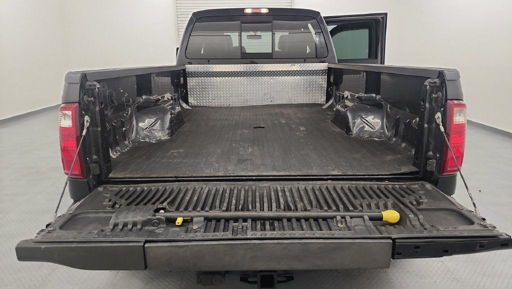 2011 Ford F-350SD Lariat DRW