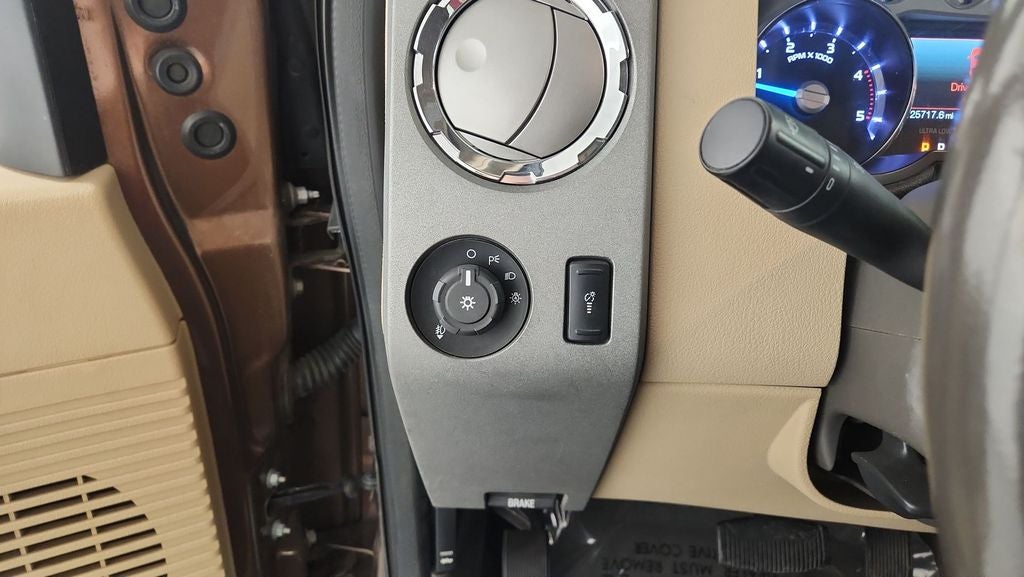 2011 Ford F-350SD Lariat DRW