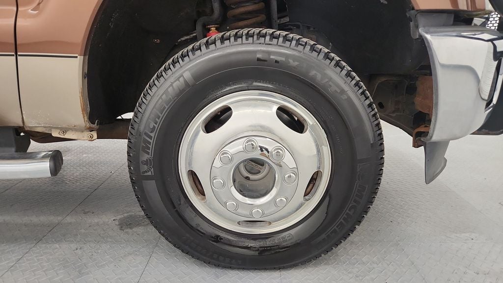 2011 Ford F-350SD Lariat DRW