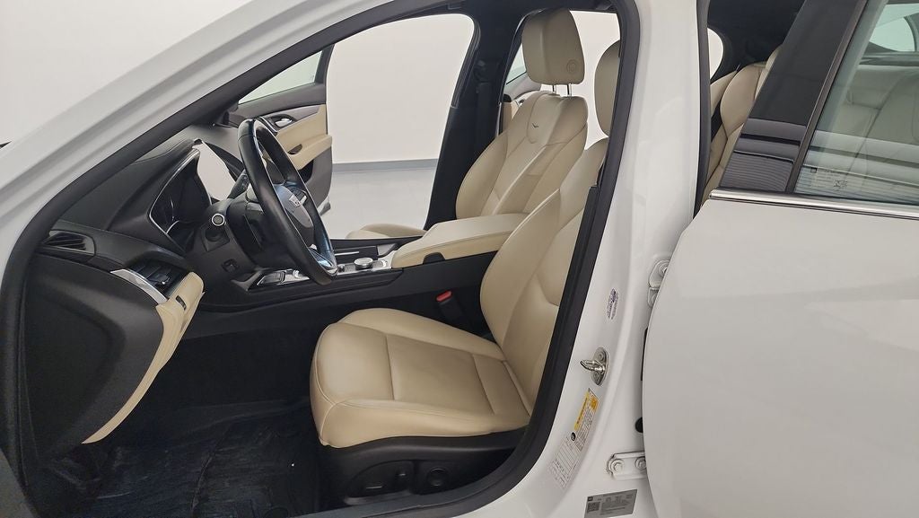 2022 Cadillac CT5 Premium Luxury