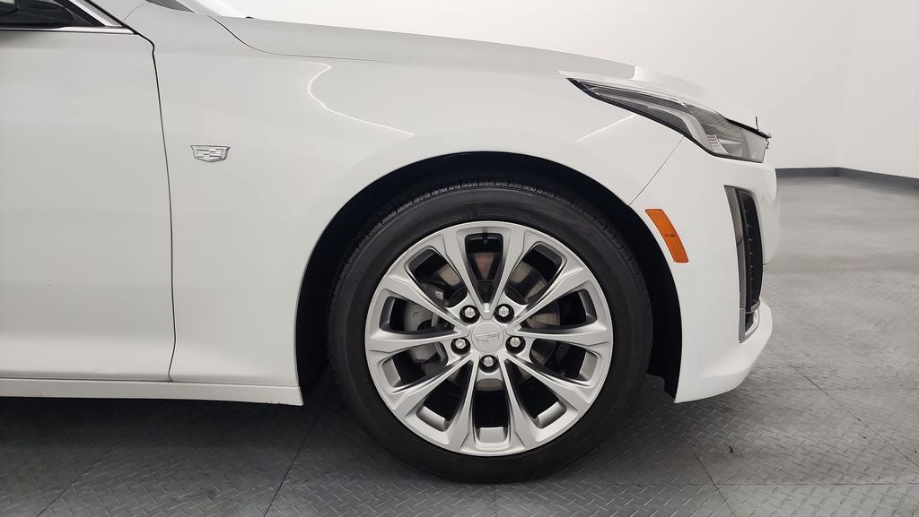 2022 Cadillac CT5 Premium Luxury