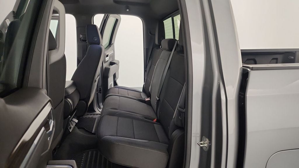 2023 Chevrolet Silverado 1500 LT LT1