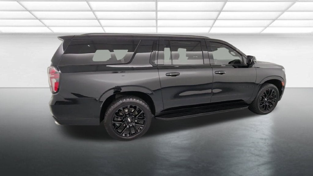 2022 Chevrolet Suburban RST