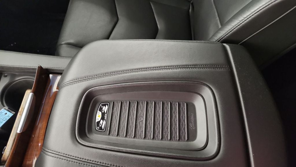 2018 Cadillac Escalade ESV Base