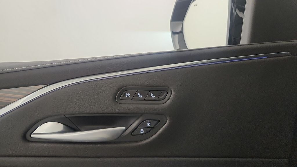 2024 Cadillac Escalade ESV Premium