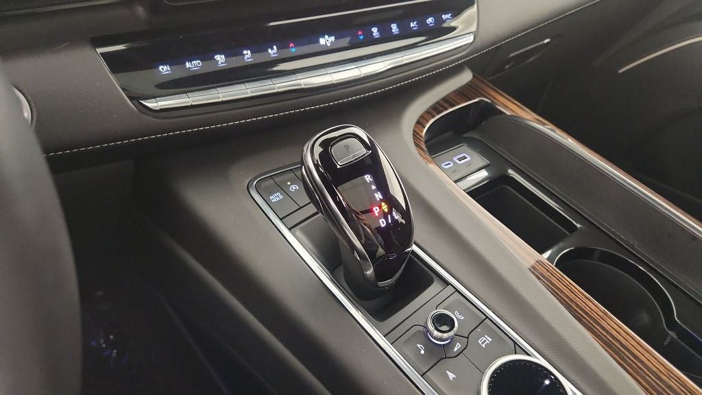 2024 Cadillac Escalade ESV Premium