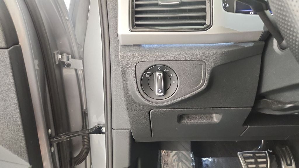 2022 Volkswagen Atlas 3.6L V6 SEL Premium R-Line