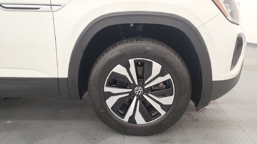 2024 Volkswagen Atlas Cross Sport 2.0T SE
