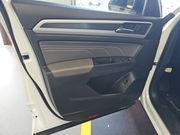 2023 Volkswagen Atlas Cross Sport 2.0T SEL R-Line