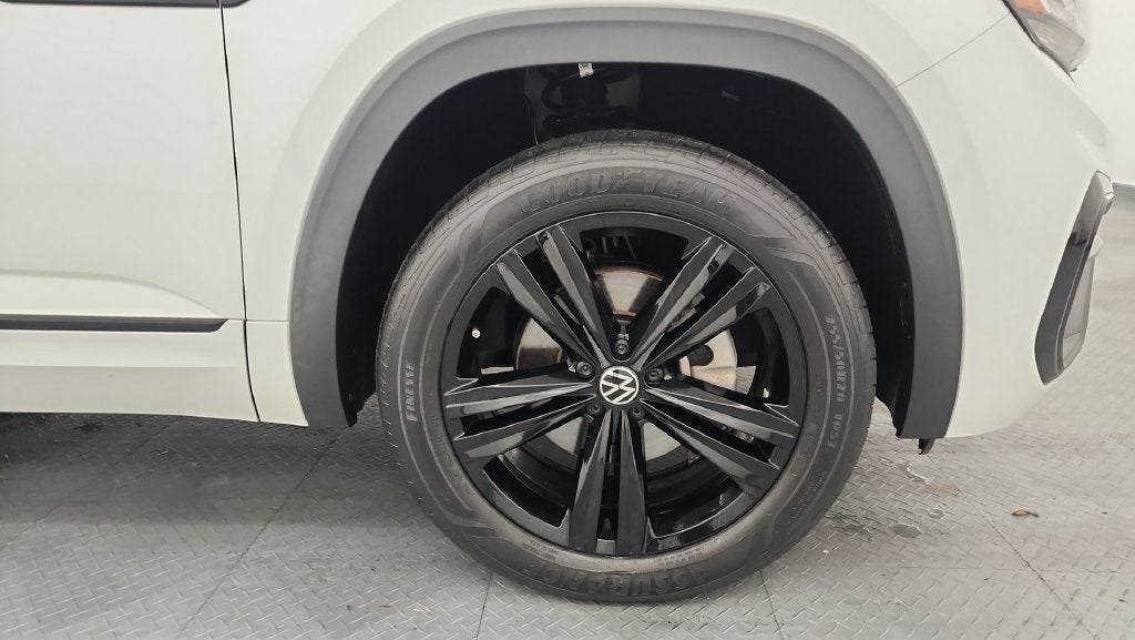 2023 Volkswagen Atlas Cross Sport 2.0T SEL R-Line