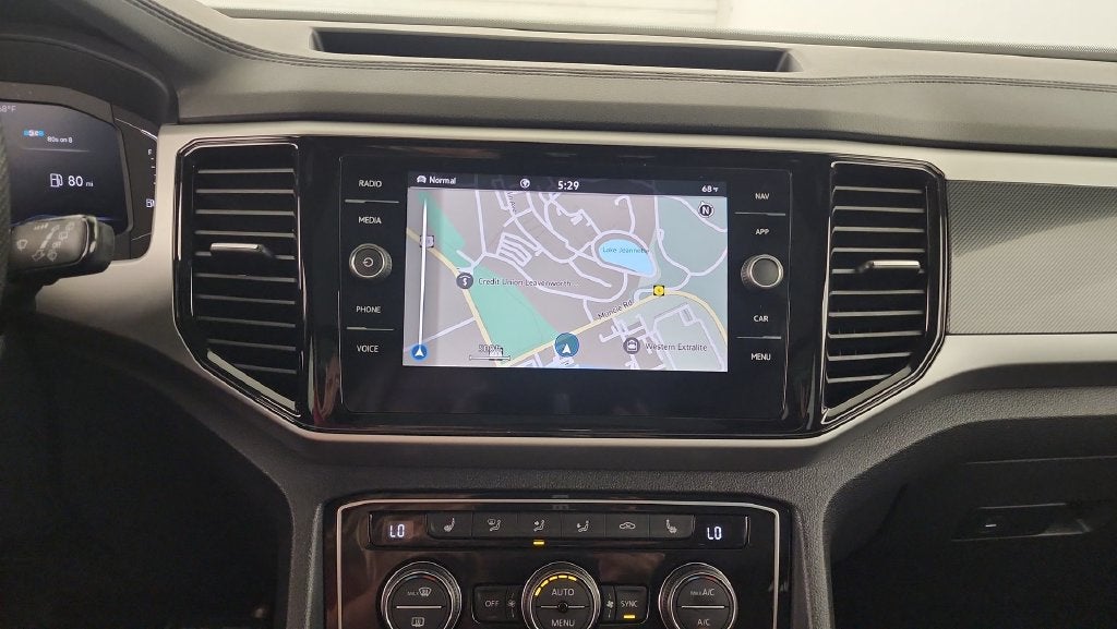 2023 Volkswagen Atlas Cross Sport 2.0T SEL R-Line