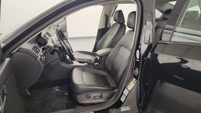 2018 Volkswagen Passat 2.0T R-Line