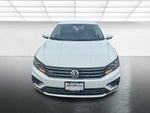 2017 Volkswagen Passat 1.8T R-Line