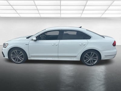 2017 Volkswagen Passat 1.8T R-Line