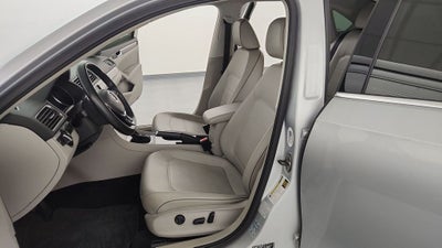 2017 Volkswagen Passat 1.8T SE w/Technology