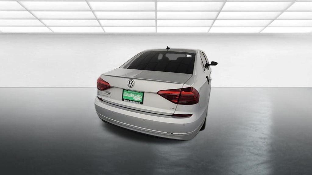 2017 Volkswagen Passat 1.8T SE w/Technology