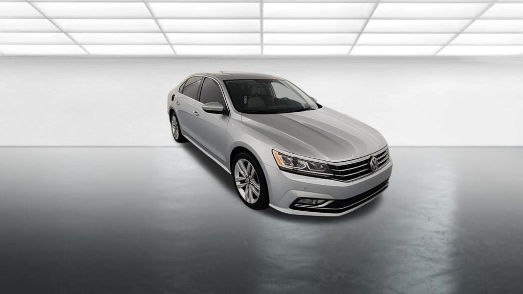 2017 Volkswagen Passat 1.8T SE w/Technology