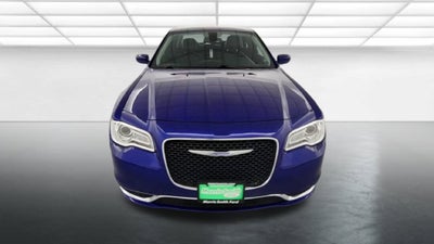 2018 Chrysler 300 Touring