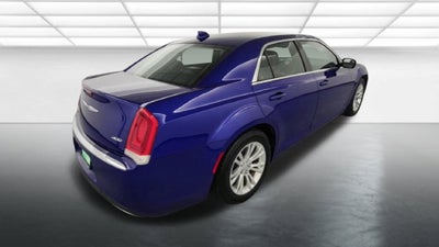 2018 Chrysler 300 Touring