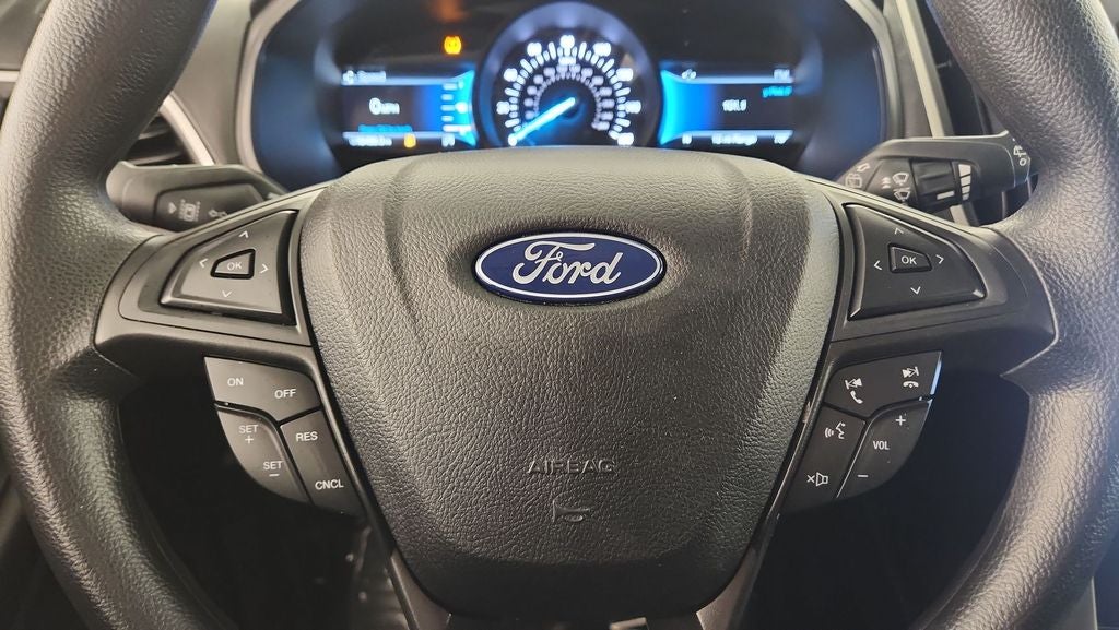 2023 Ford Edge SE