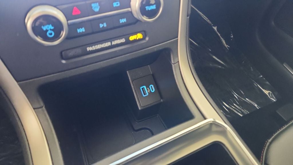 2022 Ford Edge ST Line