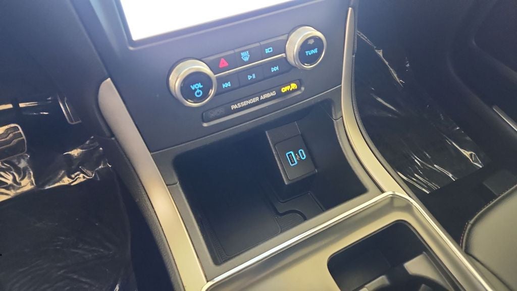 2022 Ford Edge ST Line