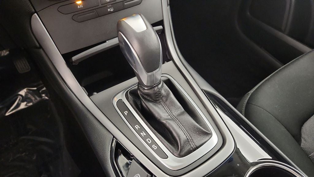 2015 Ford Edge SE