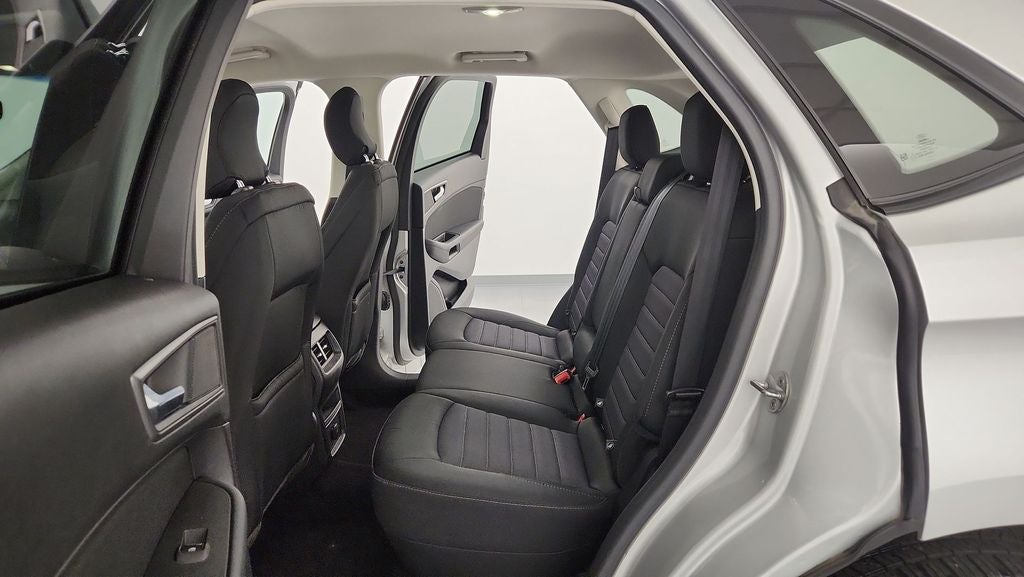 2015 Ford Edge SE