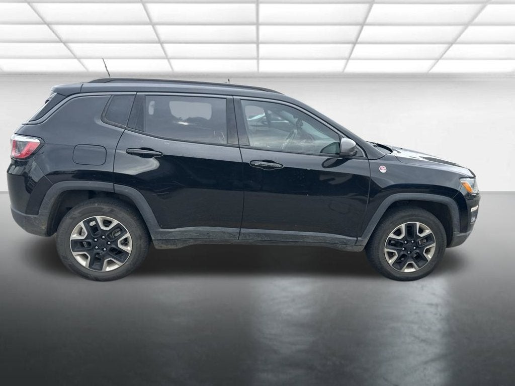 Used 2018 Jeep Compass Trailhawk with VIN 3C4NJDDB4JT465679 for sale in Kansas City