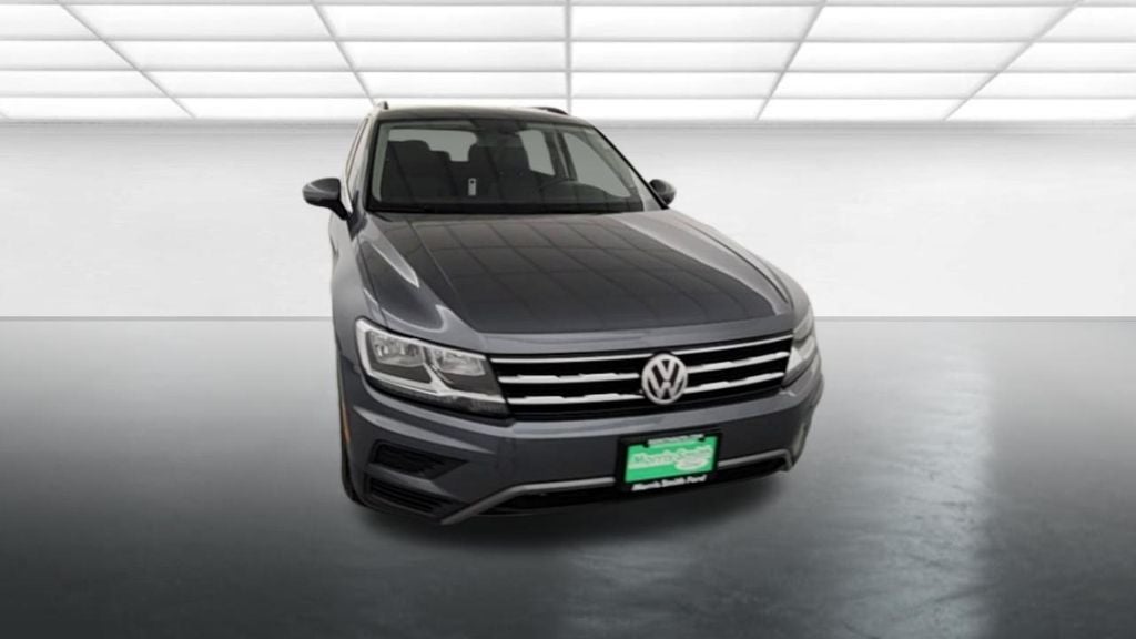 Used 2018 Volkswagen Tiguan SE with VIN 3VV2B7AX4JM202217 for sale in Kansas City