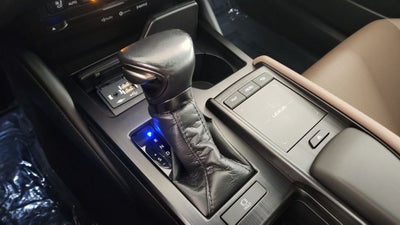2022 Lexus ES 250