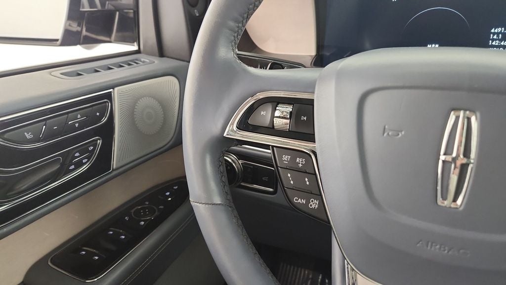 2018 Lincoln Navigator Black Label