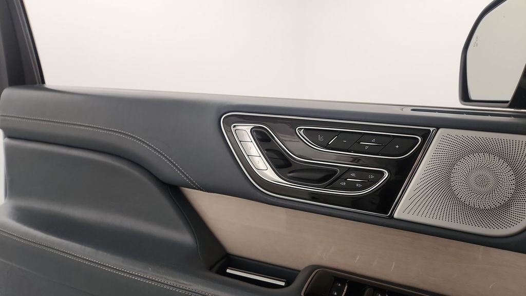 2018 Lincoln Navigator Black Label