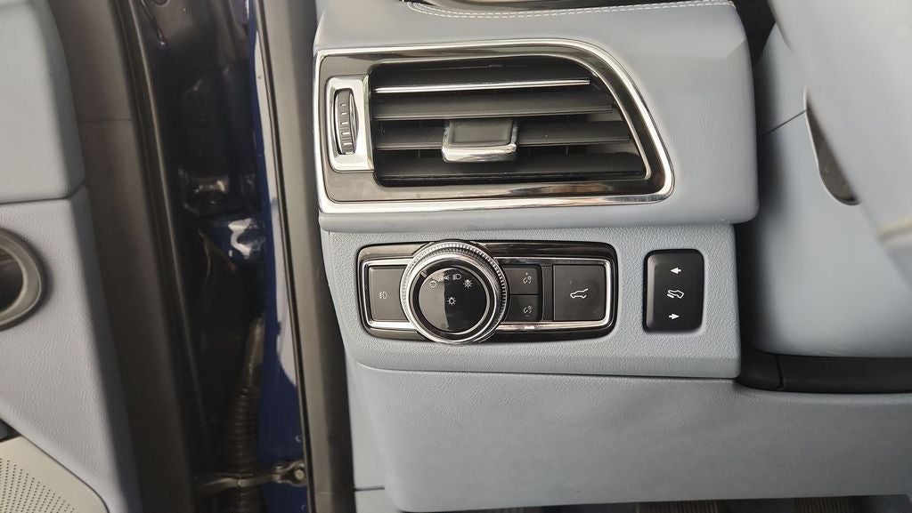 2018 Lincoln Navigator Black Label